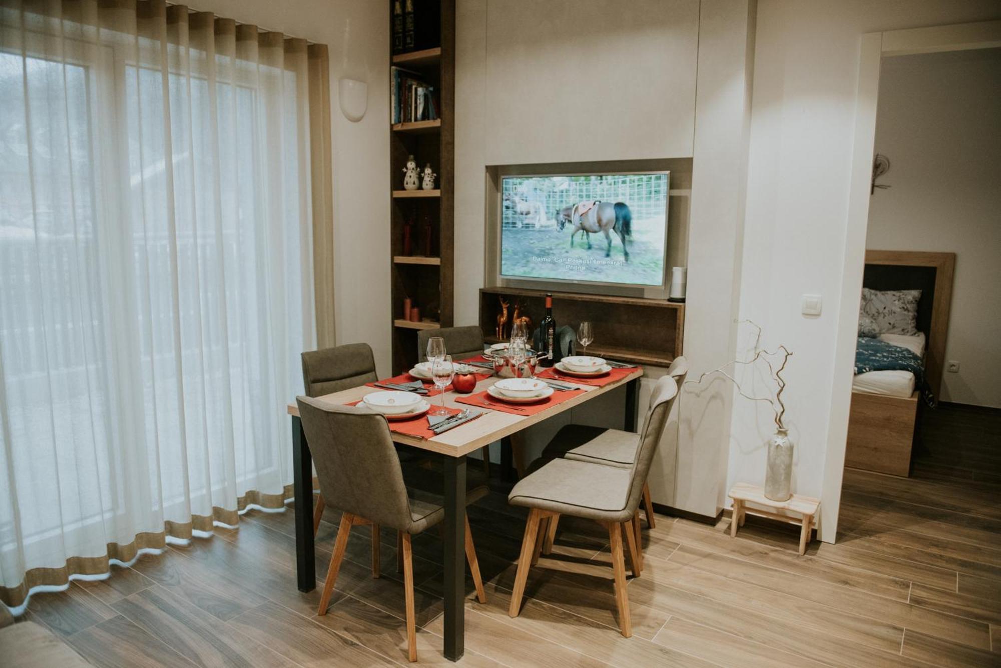 קרנייסקה גורה Vila Mojca Apartments Jasna & Jelka חדר תמונה