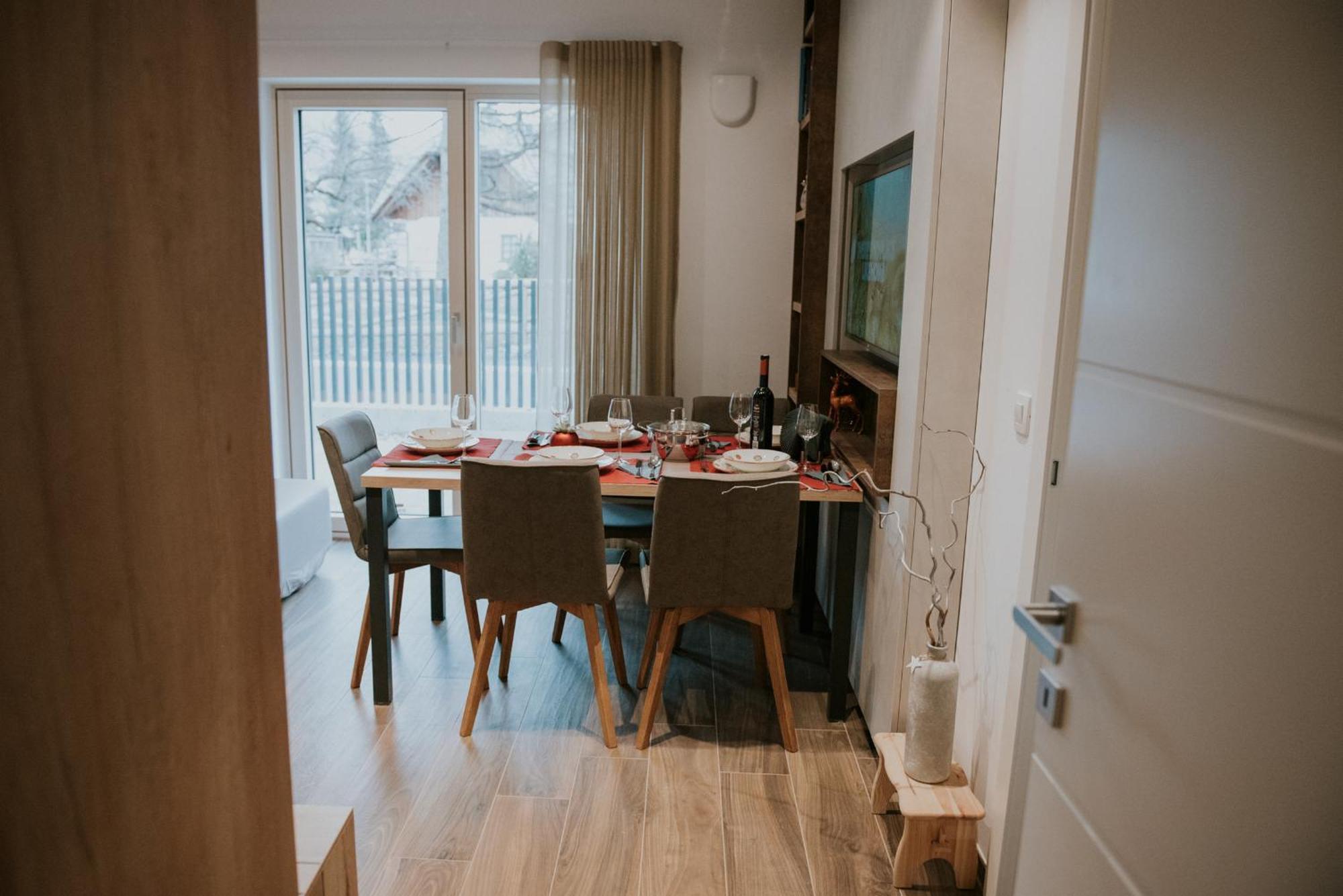 קרנייסקה גורה Vila Mojca Apartments Jasna & Jelka חדר תמונה