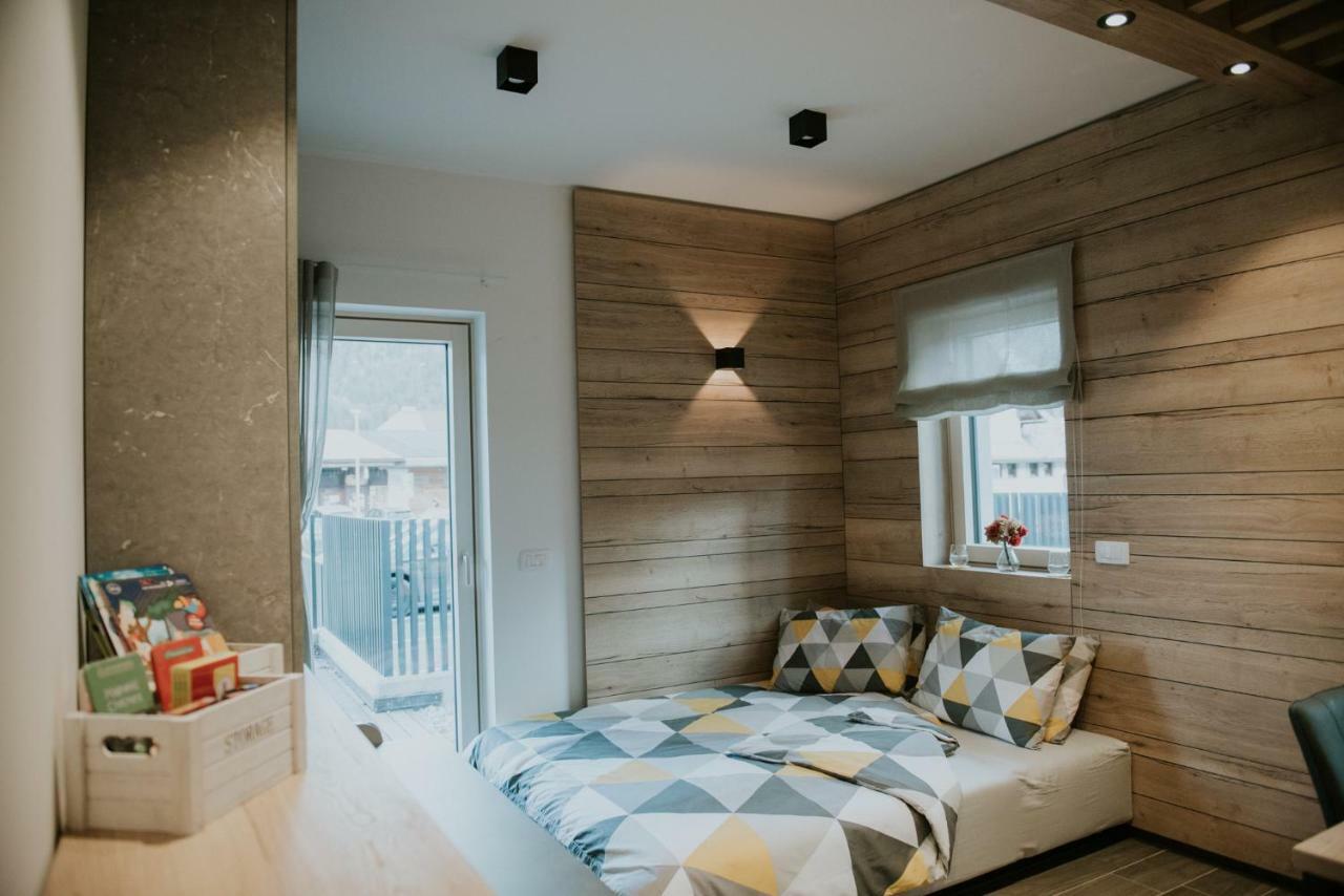 קרנייסקה גורה Vila Mojca Apartments Jasna & Jelka מראה חיצוני תמונה